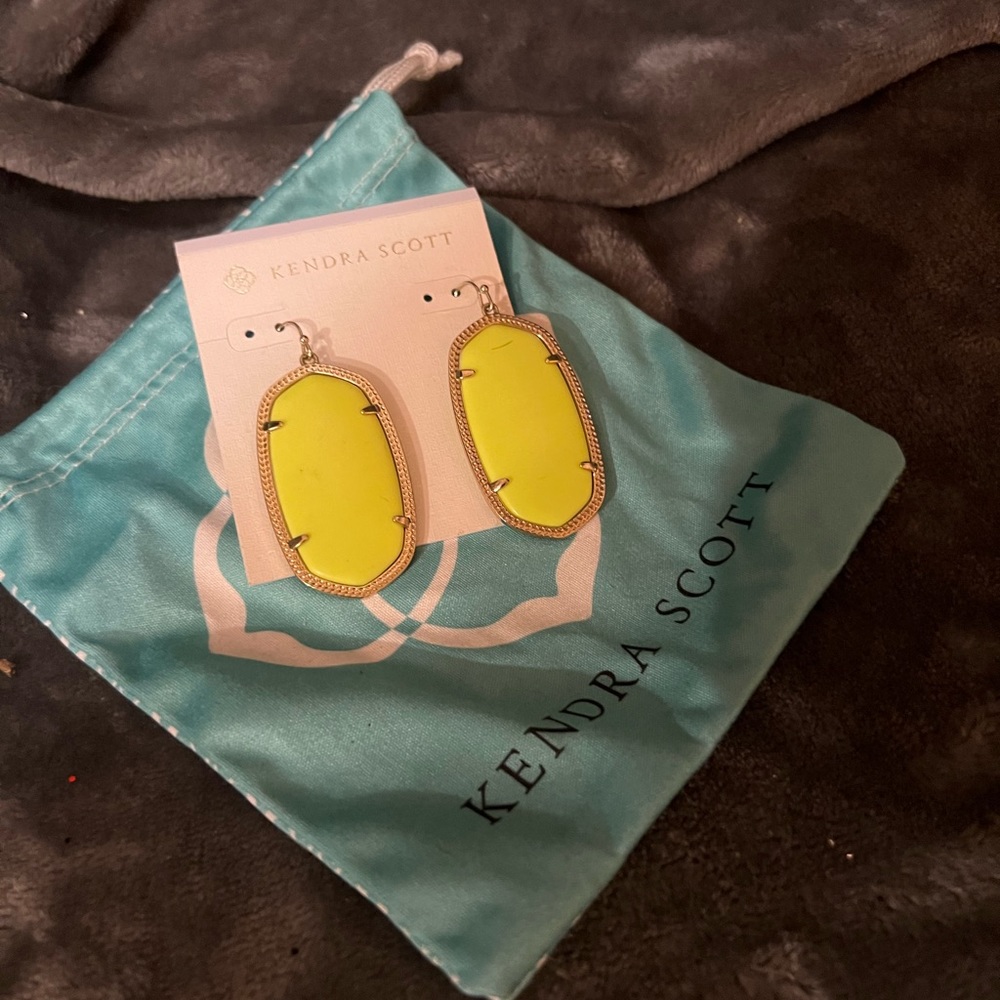 Kendra Scott Earrings
